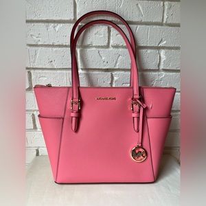 Michael Kors tote